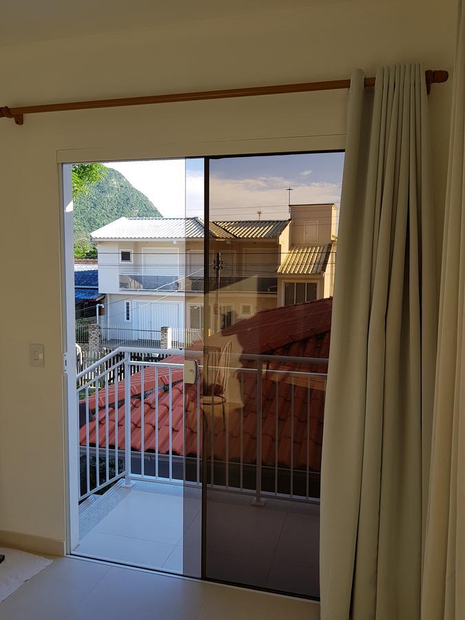 Apartamento - Praia Da Armacao Do Pantano Do Sul - Ar Condicionado ฟลอเรียนอโปลิส ภายนอก รูปภาพ